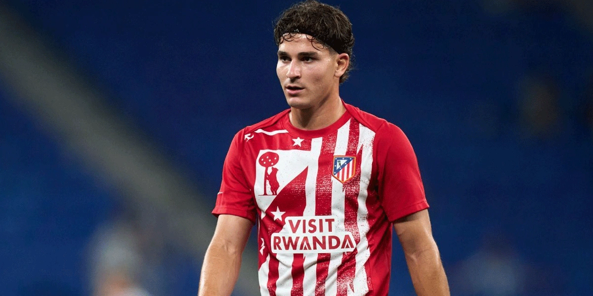 Summer Transfer Market: Barcelona Keeping Tabs on Julian Alvarez