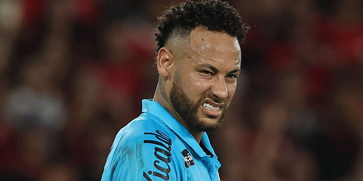 Neymar Faces Uncertain Future Amid Santos and Flamengo Rivalry