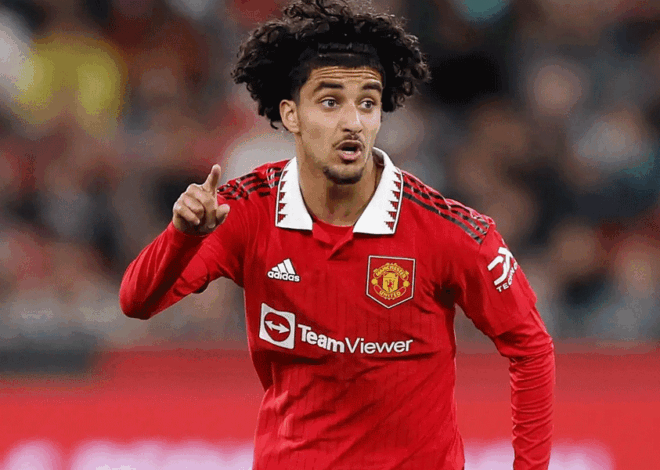 Zidane Iqbal’s Utrecht Exit Signals Career Crossroads