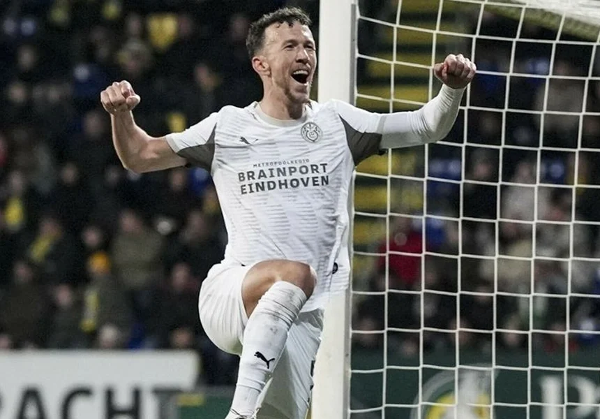 Late Perisic Strike Keeps PSV Marching On with Dramatic Win at Sittard