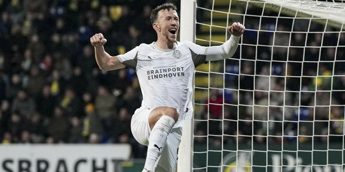 Late Perisic Strike Keeps PSV Marching On with Dramatic Win at Sittard